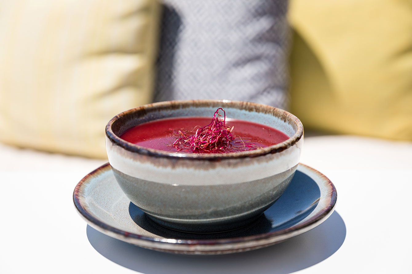 Restaurant with terrace and sea views in Palma